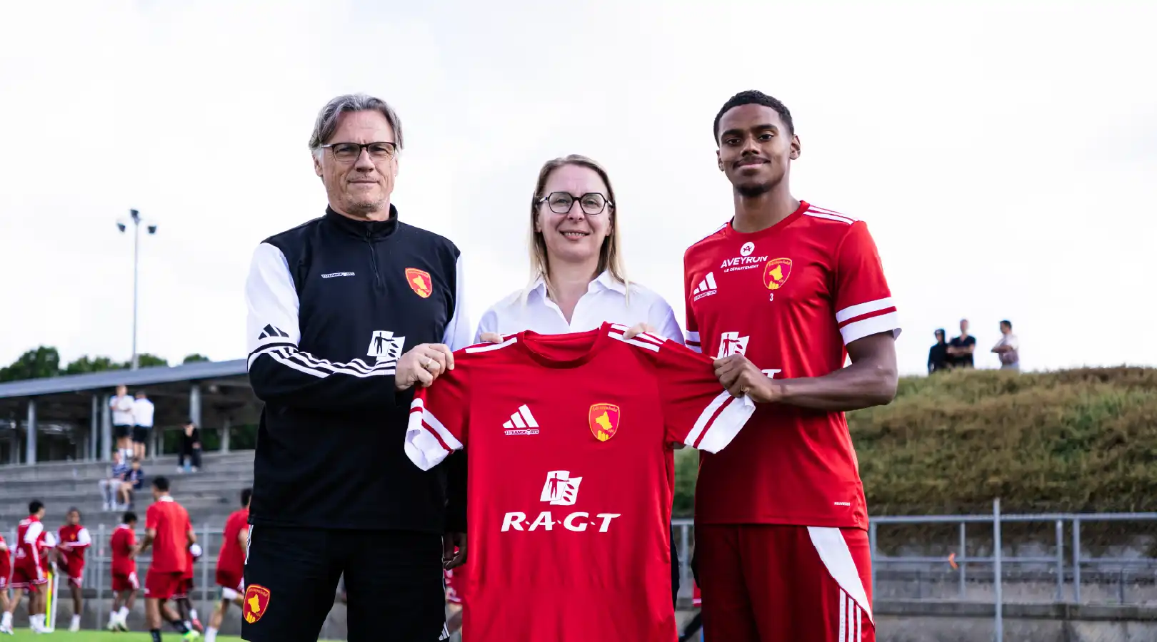 Natacha Alaux, secrétaire générale de RAGT, renouvelle l'engagement sportif de RAGT en faveur du sport et des territoires